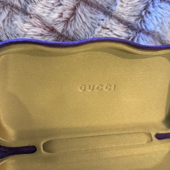 GUCCI Sunglasses Case - Picture 3 of 6